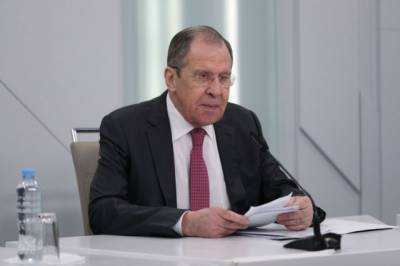 Главы МИД России и Катара по телефону обсудили развитие сотрудничества