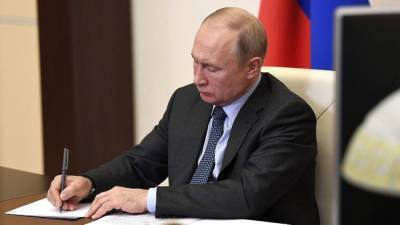 Путин сравнил уровень безработицы в России и других странах