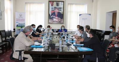 Польские врачи высоко оценили работу таджикских коллег в борьбе с COVID-19