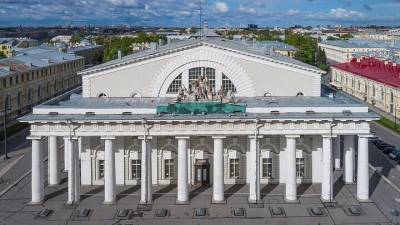 287,5 млн. рублей направят на реставрацию здания Биржи в Санкт-Петербурге