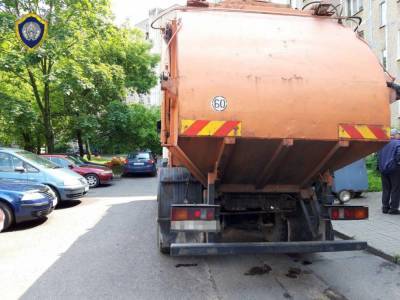 Водитель мусоровоза насмерть переехал пенсионерку в Минске