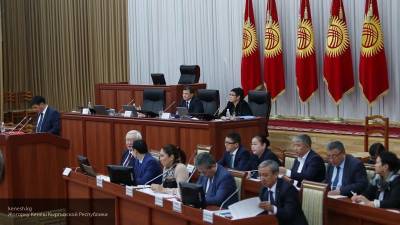 Премьер Киргизии Абылгазиев ушел в отставку