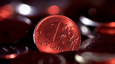 Экономист дал прогноз по курсу рубля