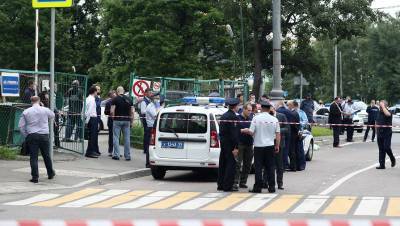 Напавшего на полицейских в Москве проверят на причастность к экстремизму