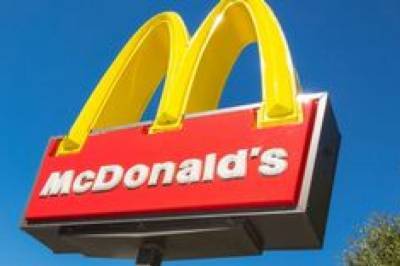 В соцсетях возмутились отказом McDonald's обслуживать клиентов на русском языке