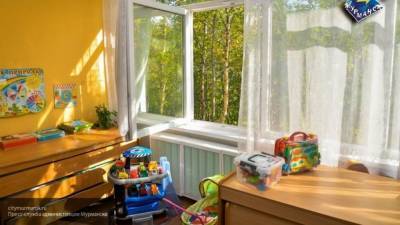 Пьяная воспитательница заснула в детской кроватке в Екатеринбурге