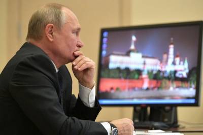 Путин и Болсонару обсудили по телефону ситуацию с коронавирусом