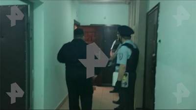 В квартиру стрелявшего в полицейских в Москве пришли с обысками