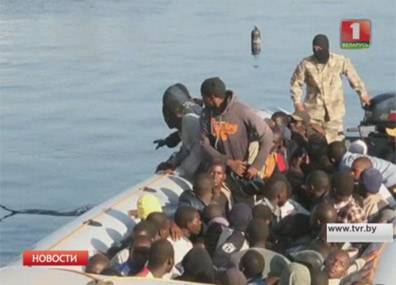 У берегов Ливии накануне спасли около 2 тысяч тонущих мигрантов