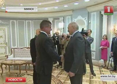 Александр Лукашенко встретился с гендиректором и владельцем компании "Штадлер Рейл Групп" Петером Шпулером