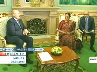 Президент Беларуси отмечает важность отношений с Индией