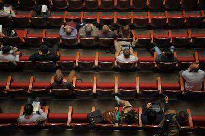 Медработникам Петербурга предложили билеты на концерты со скидкой 90%