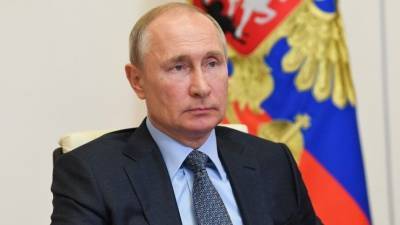 Путин поручил правительству решить вопрос продления мер поддержки экономики