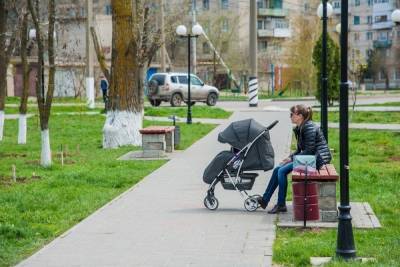 Все идут гулять: в Волгограде вырос спрос на детские коляски