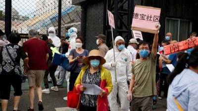 Власти Пекина назвали эпидситуацию в столице КНР «крайне тяжёлой»