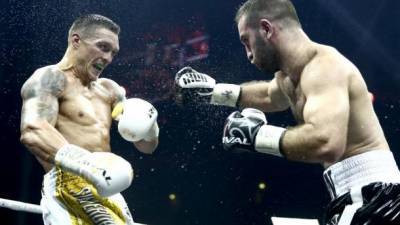 Российский боксер, который преследует Усика, дебютирует в супертяжелом весе