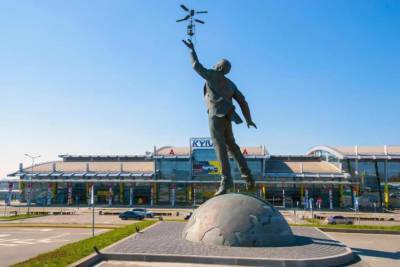 Аэропорт «Киев» отменил все международные рейсы за несколько часов до вылетов