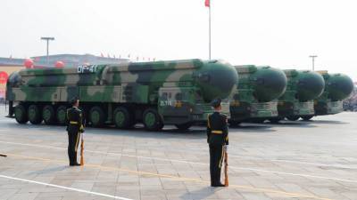 Эксперты: Китай и Северная Корея наращивают ядерные арсеналы