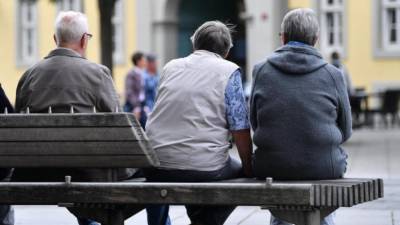 Неутешительная тенденция: немцы дольше работают, но получают пенсию в течение меньшего периода жизни