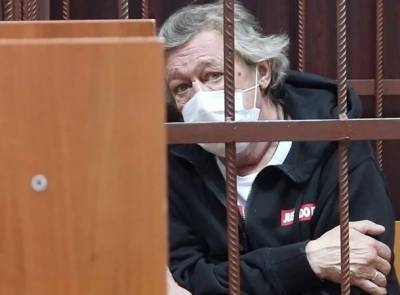 "Был в трауре и подавлен": Михаил Ефремов потерял друга в день смертельного ДТП