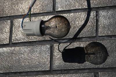 Повреждение кабеля вызвало отключение света в районе мечети в Чите