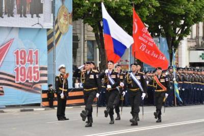Глава Крыма отменил парад Победы в Симферополе