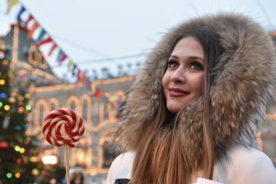Новогодние каникулы в России предложили сократить в 2021 году