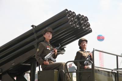 На границе КНДР и Южной Кореи активизировались военные