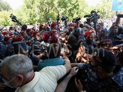 Полиция Армении: На 11.00 подвергнуты приводу 103 человека