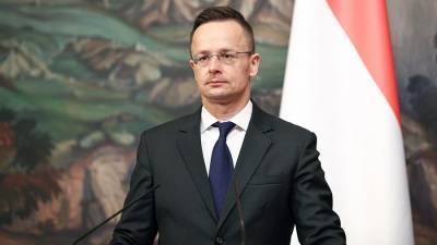 Глава МИД Венгрии приедет на парад Победы в Москву