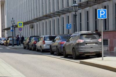 Количество совершенных водителями парковок увеличилось в Москве