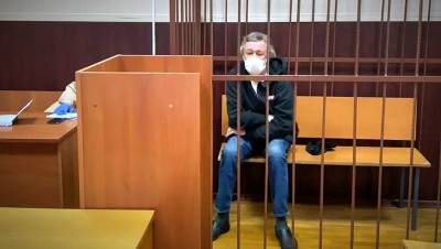 Родные погибшего в ДТП с Ефремовым потребовали максимального наказания для актера