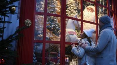 В целях компенсации нерабочих дней: в Совфеде предложили сократить новогодние каникулы