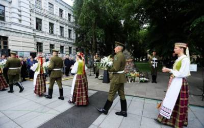 Сейм Литвы: Нужно постоянно требовать у России компенсаций за период СССР