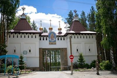 Насельниц захваченного Сергием монастыря вывезли в Ново-Тихвинскую обитель