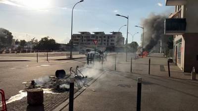 Госсекретарь при МВД Франции предупредил о жестком ответе на беспорядки в Дижоне