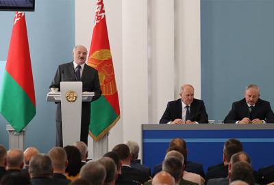 Лукашенко опять пообещал не отдать страну — на этот раз разгильдяям