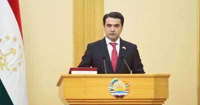 Рустам Эмомали встал на защиту интересов обманутых в Душанбе дольщиков