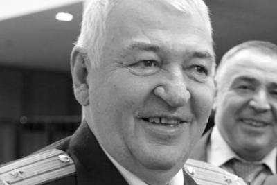 Умер единственный среди чеченцев заслуженный военный летчик СССР