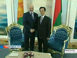 Александр Лукашенко встретился с премьер-министром Вьетнама