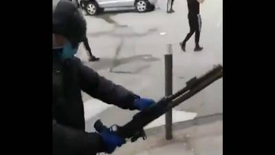 Франция даст "жёсткий ответ" зачинщикам беспорядков