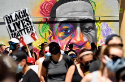 В США не тот фонд Black Lives Matter получил 4 миллиона пожертвований: как это произошло