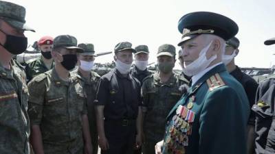 В Воронеже устроили персональный парад для ветерана Великой Отечественной войны