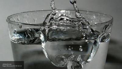 Чистая вода натощак нормализует естественные процессы в организме