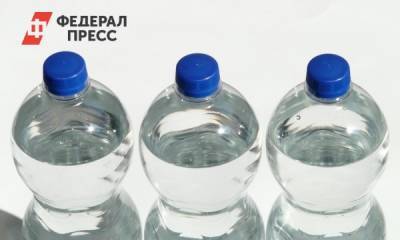 Российский медик порекомендовал курильщикам иметь бутылку с водой