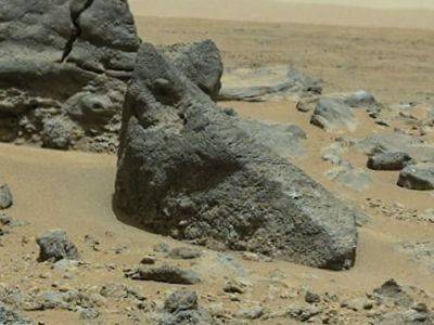 Уфолог заявляет, что нашел древнюю пирамиду на Марсе