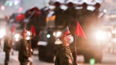 Ветераны смогут посмотреть парад на Красной площади без масок