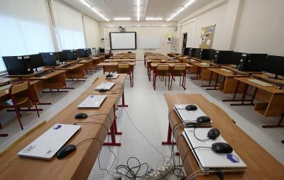 АСИ: около 500 тыс. компьютеров переданы российским школьникам для дистанционного обучен