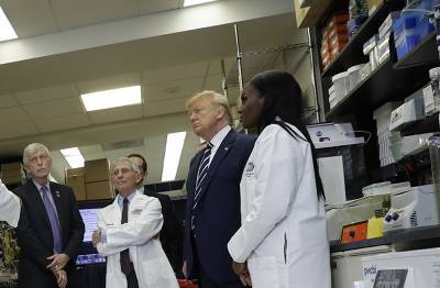 Трамп похвастался несуществующей вакциной от СПИДа
