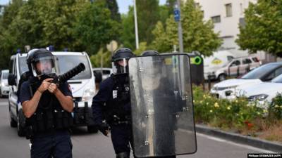 Чеченцы во Франции устроили массовые беспорядки